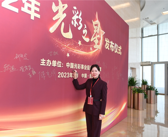 AG�콢�� (�й���½) Apple Store